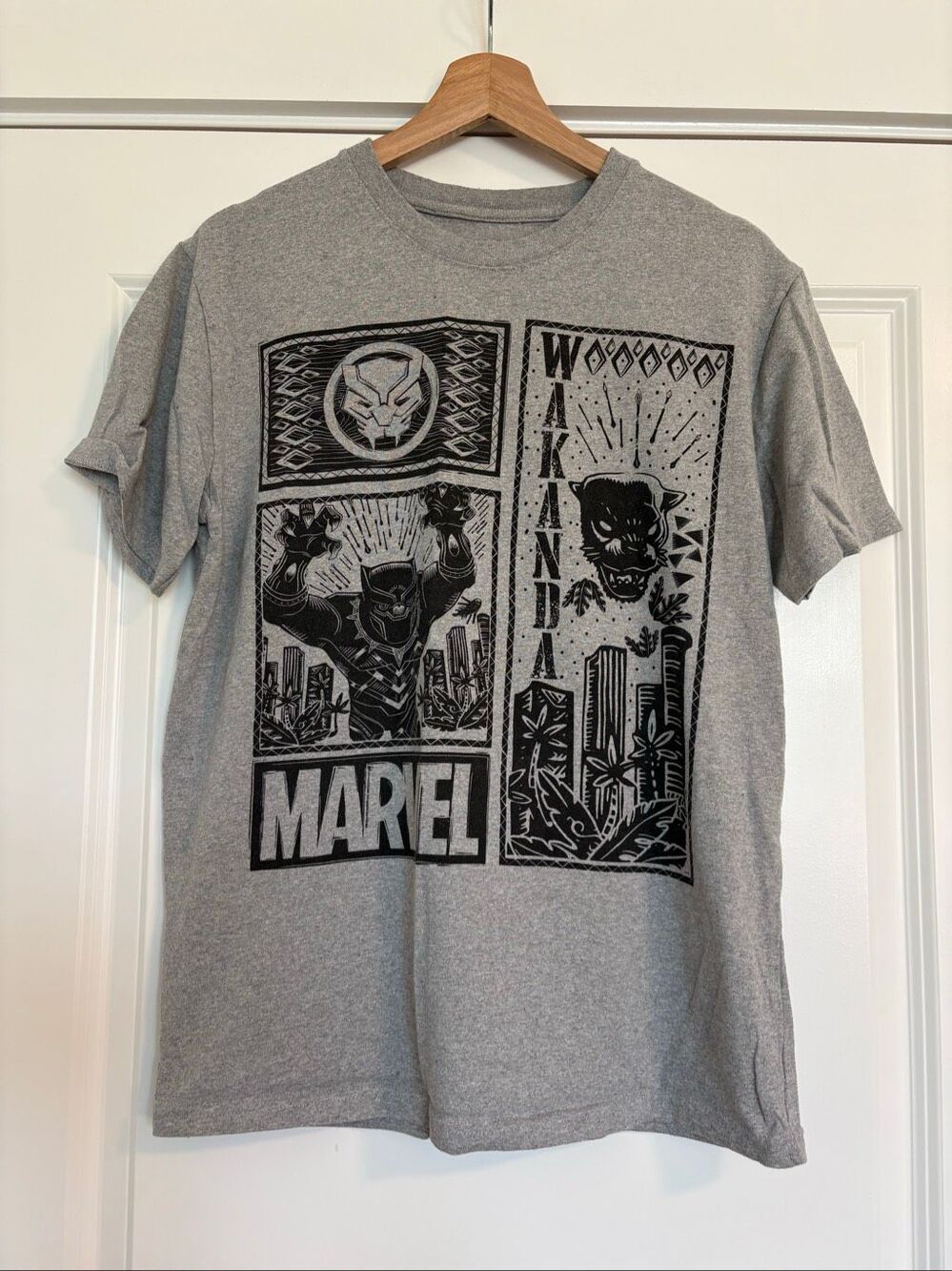 Marvel Black Panther Wakanda Forever Men’s Graphic T-Shirt Black Short Sleeve M